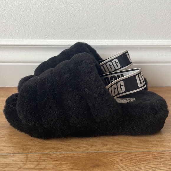 Ugg slippers - Picture 2 of 10